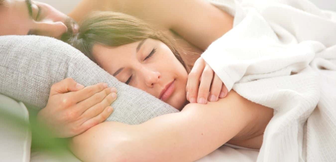 How to Cuddle without Arm Falling Asleep